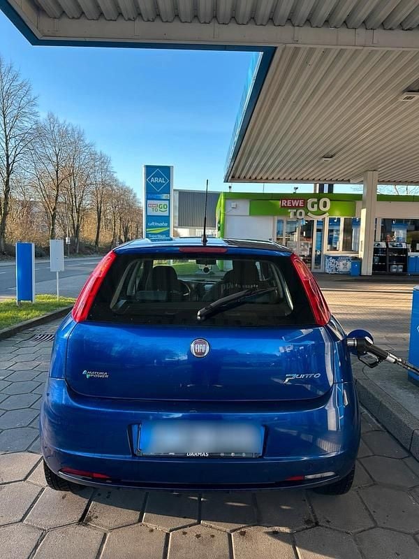 Blau Gebraucht 2009 Fiat Grande Punto Kleinwagen | 2.000 € (Fairer Preis) - Bild 1/4
