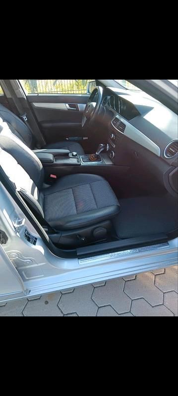 Gebraucht Mercedes C250 Avantgarde 204 PS (150 kW) 2011 Silber Limousine