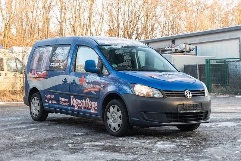 Blau Gebraucht 2012 VW Caddy Maxi S Van / Kleinbus | 8.900 € - Bild 1/4