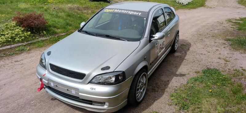 Silber Gebraucht 2000 Opel Astra OPC Coupé | 9.800 € - Bild 1/4