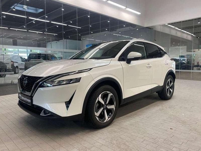Weiß Gebraucht 2023 Nissan Qashqai N-Connecta SUV | 24.200 € (Guter Preis) - Bild 1/4