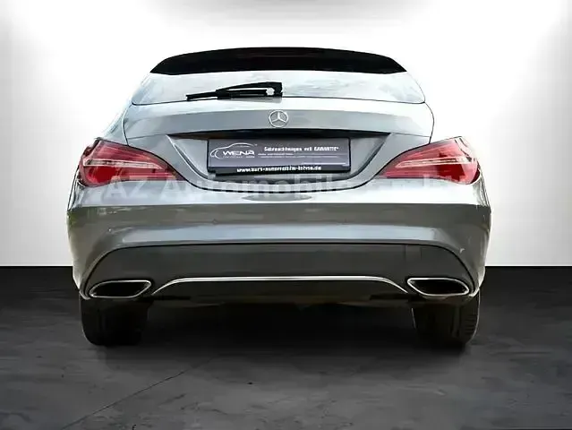 Gebraucht Mercedes CLA200 Shooting Brake 136 PS (100 kW) 2016 Andere Kombi