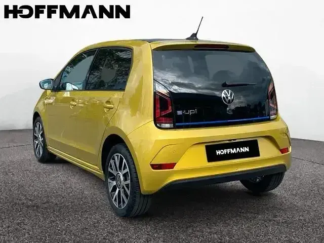 Gebraucht VW e-up! Style 61 kW (83 PS) 2021 Honey yellow metallic Kleinwagen