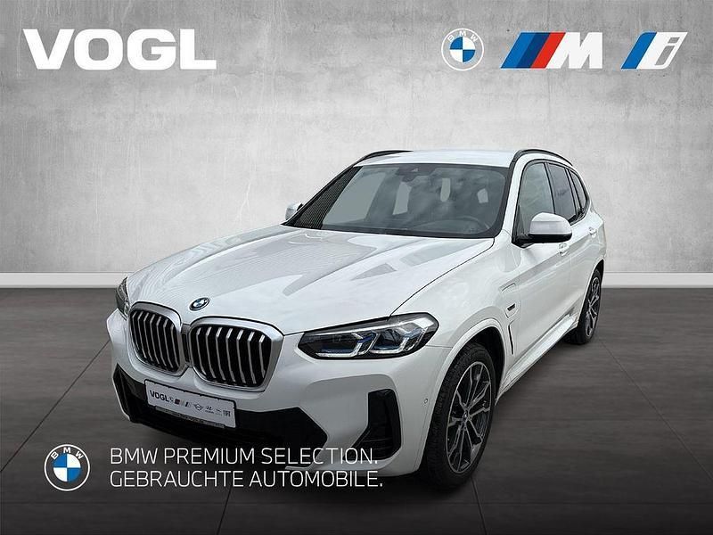 Alpinweiß uni Gebraucht 2022 BMW X3 Sport Line SUV | 46.280 € (Fairer Preis) - Bild 1/4
