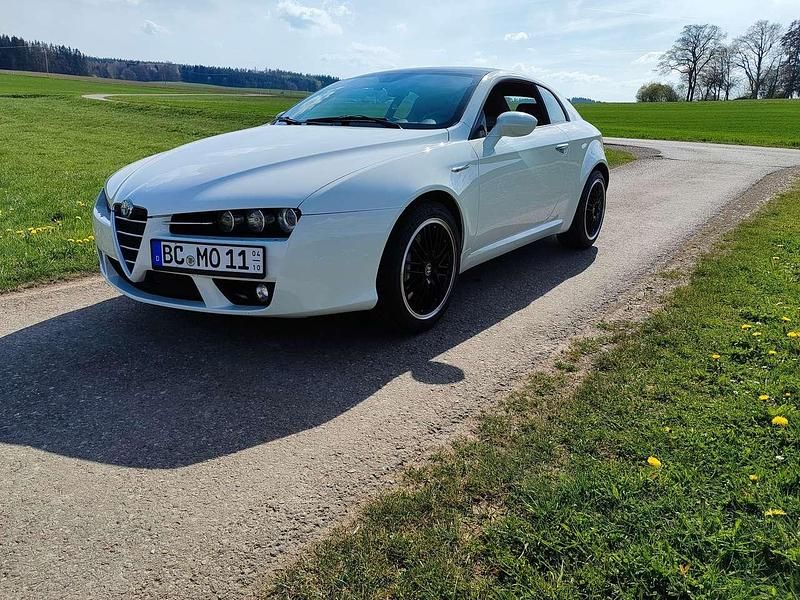 Gebraucht Alfa Romeo Brera 209 PS (153 kW) 2010 Weiß Coupé