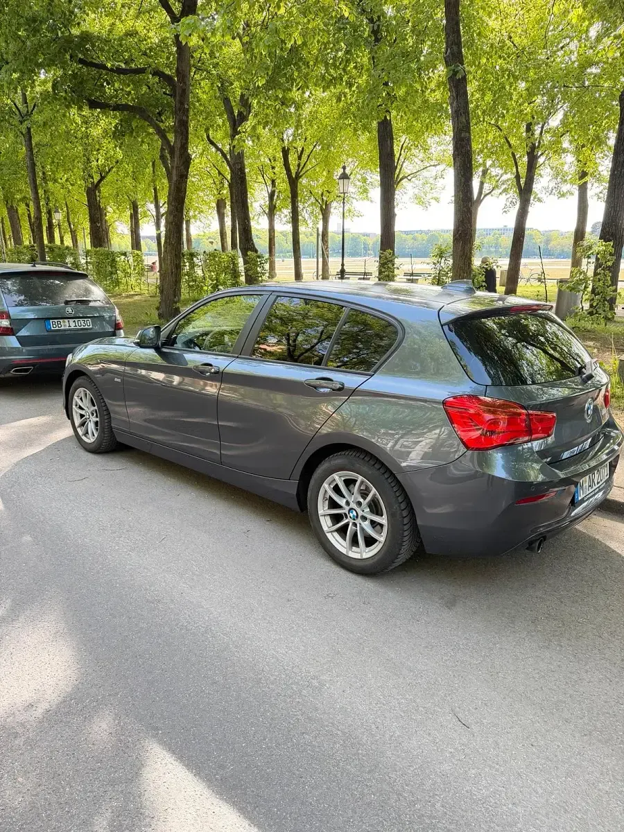 Gebraucht BMW 118 M Sport 136 PS (100 kW) 2018 Grau Kleinwagen