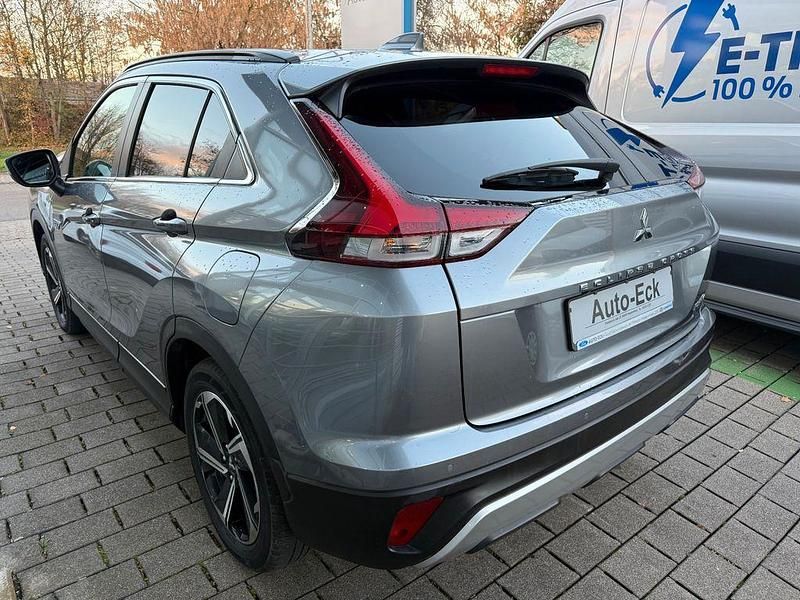 Usado Mitsubishi Eclipse Cross Intro Edition 98 HP (72 kW) 2021 Cinzento SUV