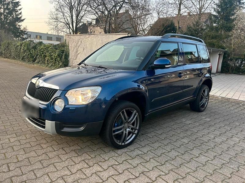 Gebraucht Skoda Yeti 105 PS (77 kW) 2010 Blau SUV
