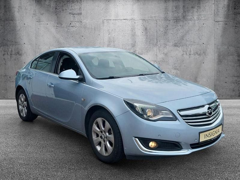 Gebraucht Opel Insignia Edition 131 PS (96 kW) 2014 Blau Limousine