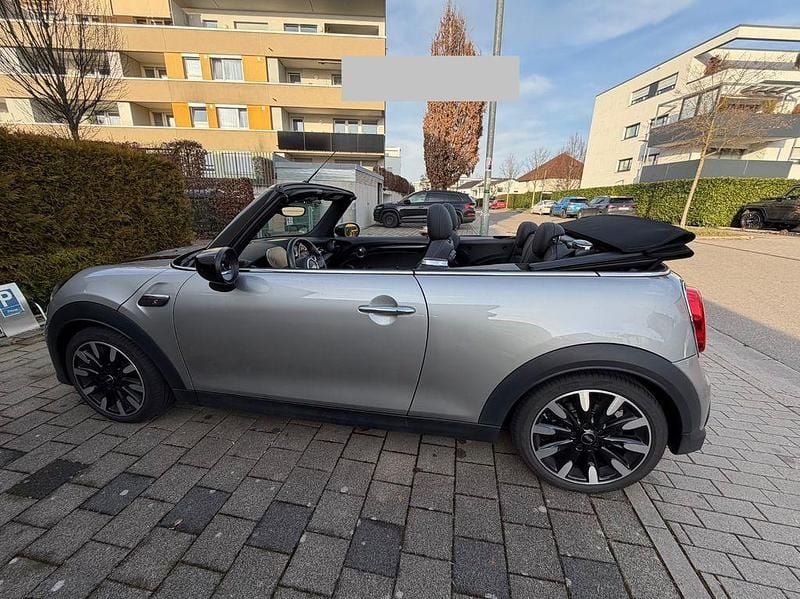 Grau Gebraucht 2024 Mini Cooper S Cabriolet Cabrio | 29.900 € (Guter Preis) - Bild 1/4