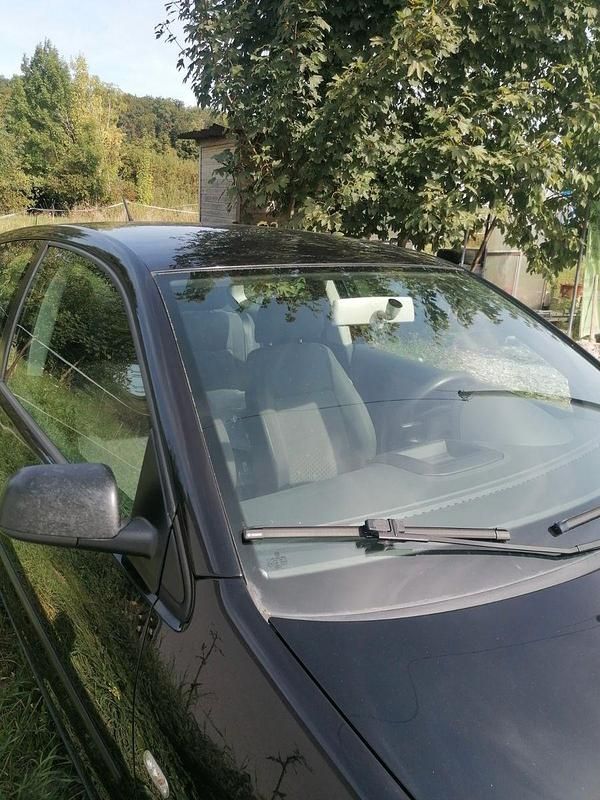 Gebraucht VW Polo Basis 64 PS (47 kW) 2003 Schwarz Limousine