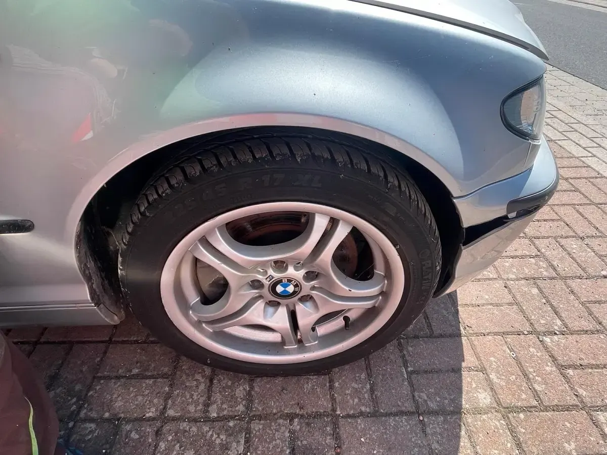 Gebraucht BMW 330 184 PS (135 kW) 2002 Silber Kombi