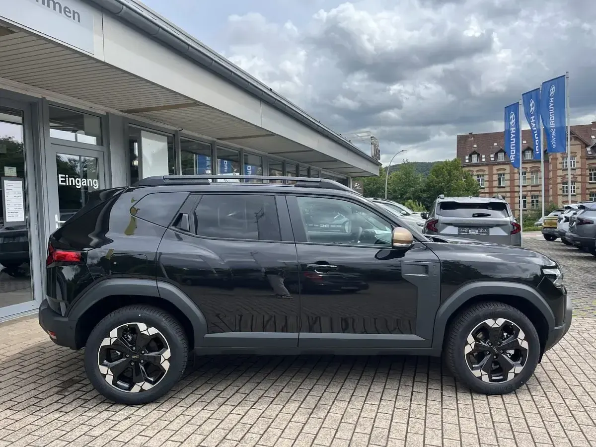 Neu Dacia Duster Extreme 154 PS (113 kW) 2026 Schwarz SUV