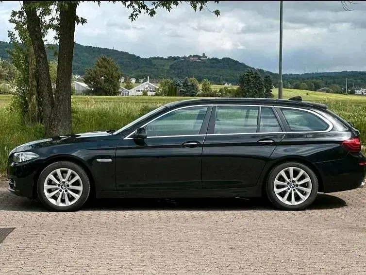 Gebraucht BMW 525 218 PS (160 kW) 2015 Schwarz Kombi
