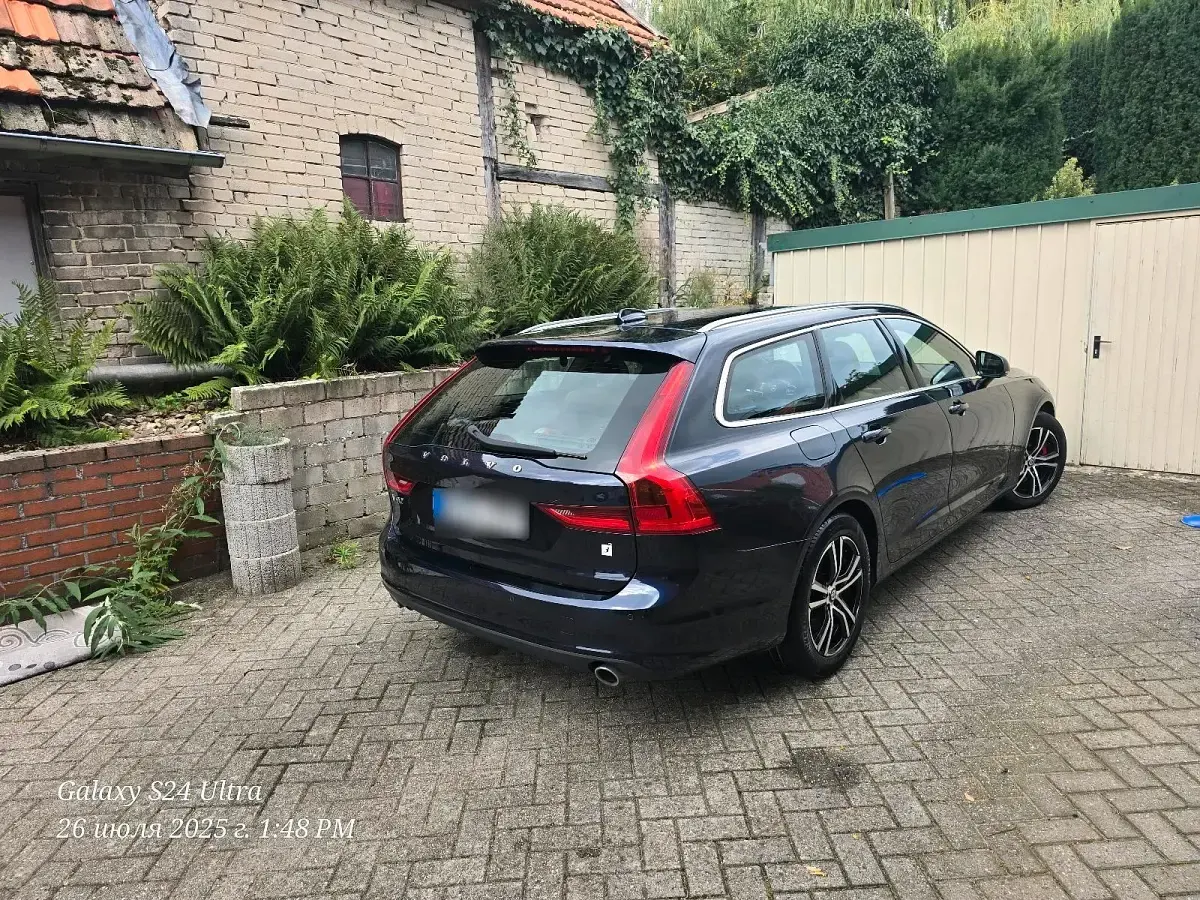 Gebraucht Volvo V90 190 PS (139 kW) 2017 Blau Kombi