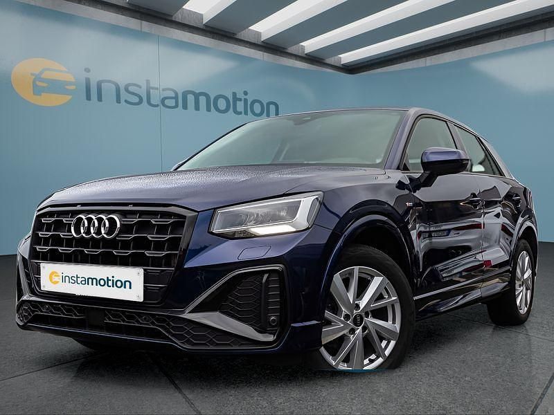 Blau Gebraucht 2022 Audi Q2 SUV | 26.199 € (Teuer) - Bild 1/4
