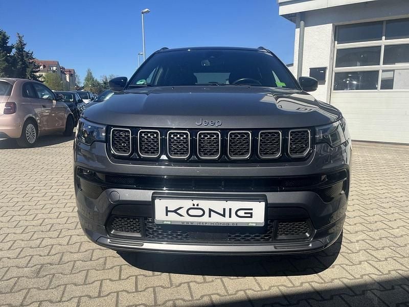 Second-hand Jeep Compass 180 CP (132 kW) 2022 Gri SUV