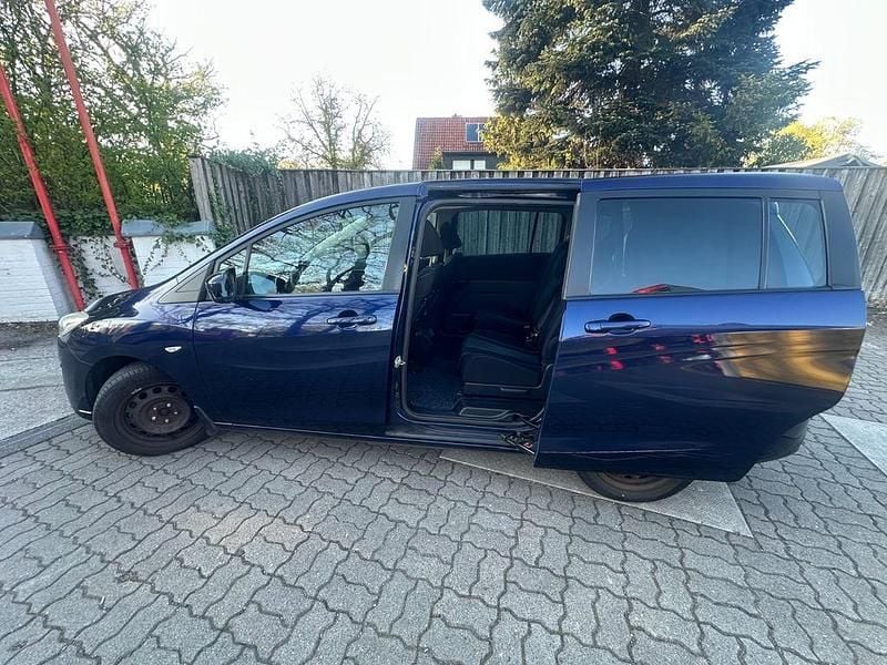 Gebraucht Mazda 5 116 PS (85 kW) 2011 Blau Van / Kleinbus