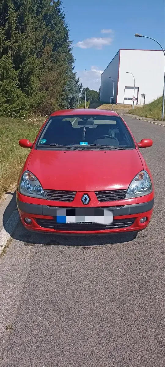 Gebraucht Renault Clio II 75 PS (55 kW) 2005 Rot Kleinwagen