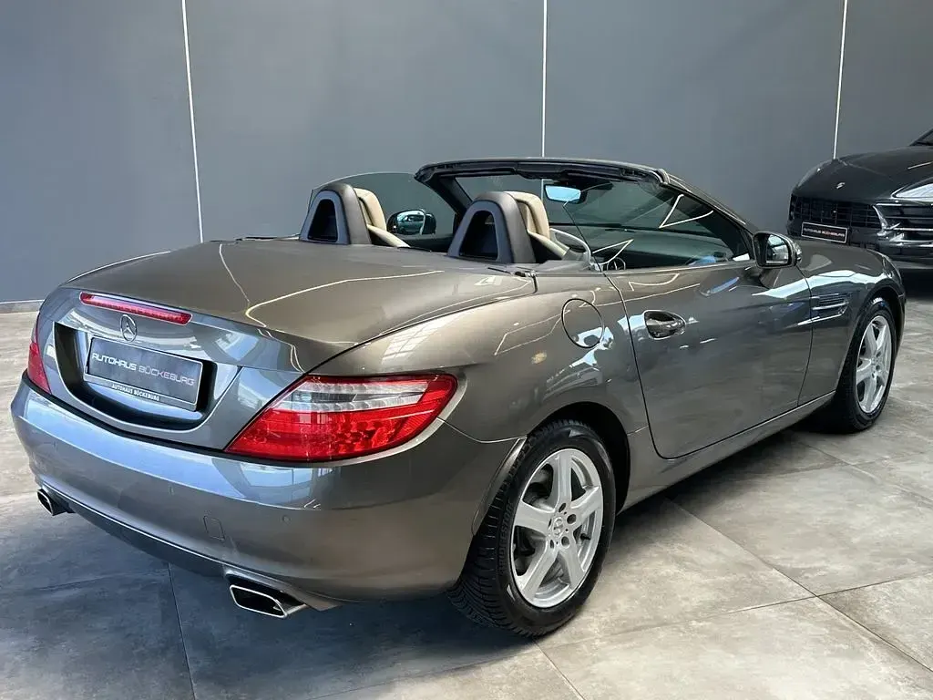 Gebraucht Mercedes SLK200 184 PS (135 kW) 2013 Grau Cabrio