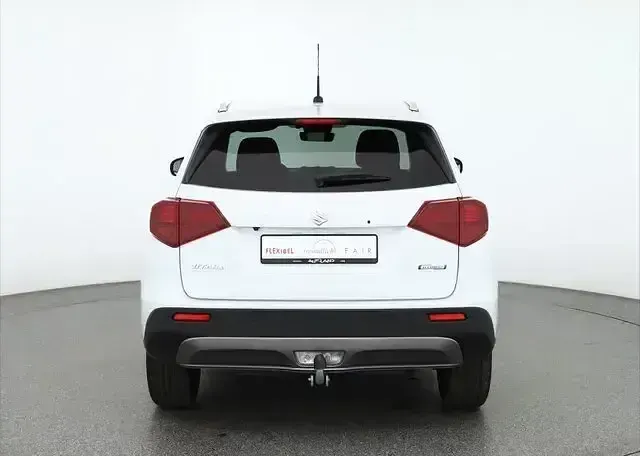 Neu Suzuki Vitara 110 PS (80 kW) 2026 Weiß SUV
