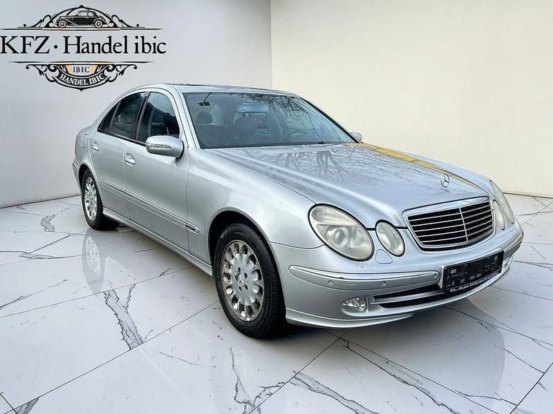 Gebraucht Mercedes E270 Avantgarde 177 PS (130 kW) 2003 Silber Limousine