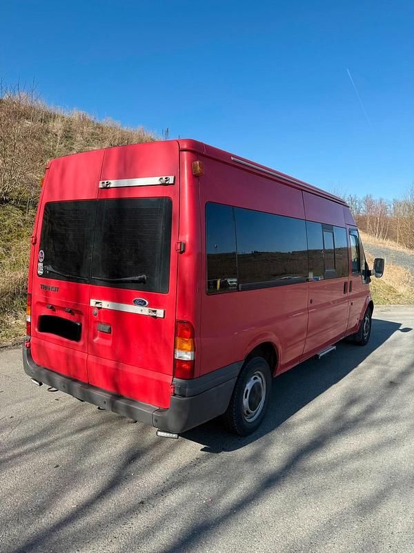 Second-hand Ford Transit 86 CP (63 kW) 2006 Roșu Monovolum