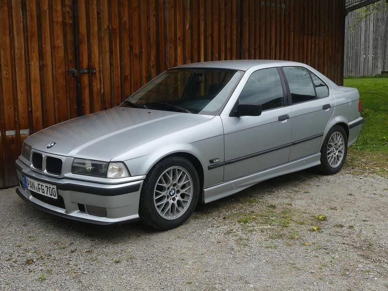 Gebraucht BMW 316 Performance 102 PS (75 kW) 1994 Silber Limousine