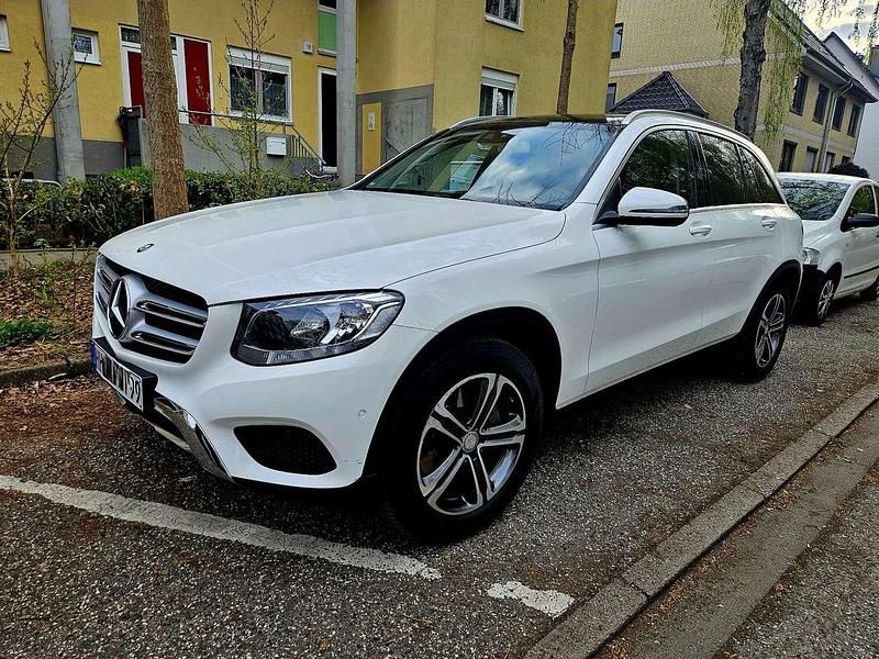 Gebraucht Mercedes GLC220 Exclusive 170 PS (125 kW) 2016 SUV