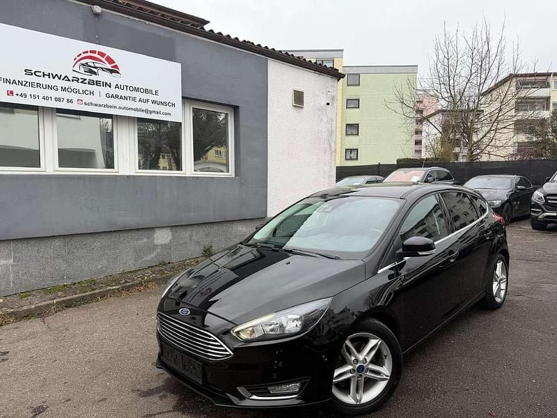 Iridiumschwarz metallic Gebraucht 2016 Ford Focus Titanium Kleinwagen | 8.500 € (Fairer Preis) - Bild 1/4