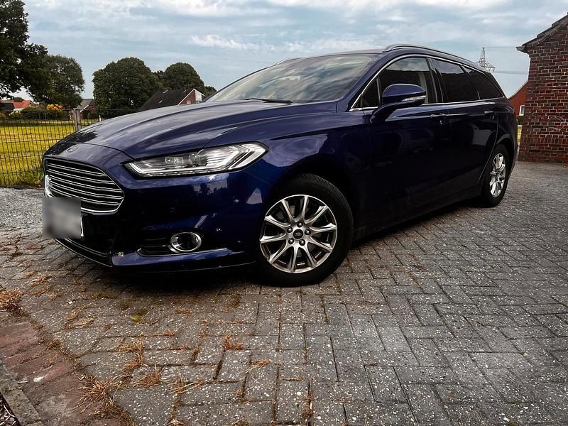 Gebraucht Ford Mondeo 150 PS (110 kW) 2016 Blau Kombi