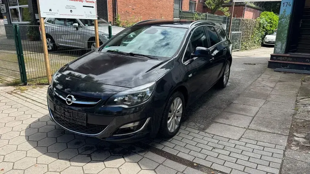 Gebraucht Opel Astra Exklusiv 110 PS (80 kW) 2016 Schwarz Kombi