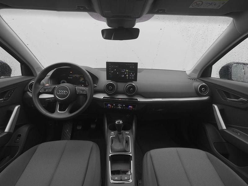 Second-hand Audi Q2 Advanced Plus 150 CP (110 kW) 2025 Albastru SUV