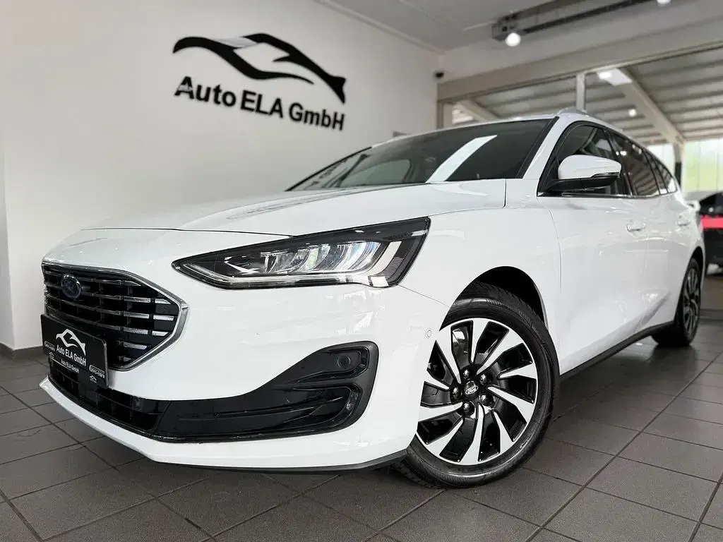 Gebraucht Ford Focus Titanium 116 PS (85 kW) 2025 Weiß Limousine