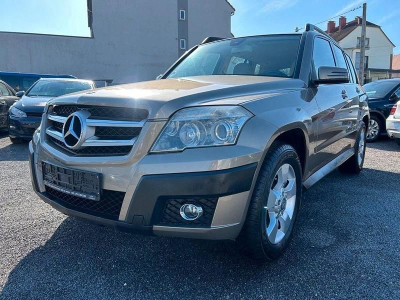 Gebraucht Mercedes GLK320 224 PS (164 kW) 2009 Beige SUV