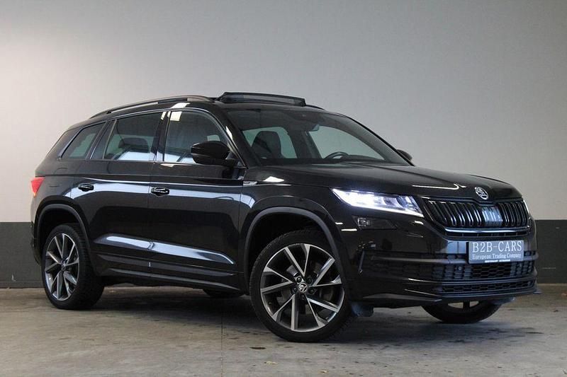 Schwarz Gebraucht 2021 Skoda Kodiaq SportLine SUV | 27.900 € (Fairer Preis) - Bild 1/4
