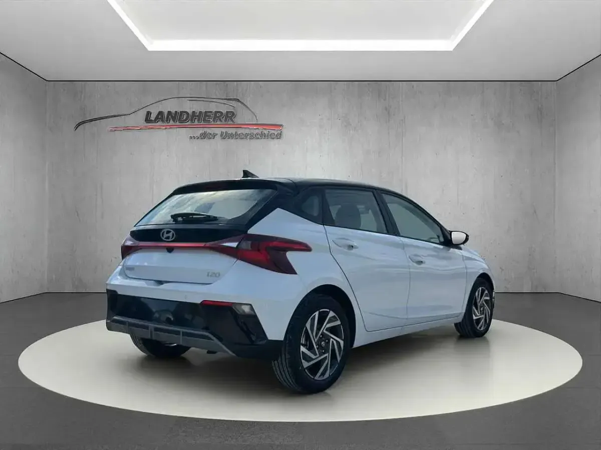 Neu Hyundai i20 90 PS (66 kW) 2026 Weiß Kleinwagen