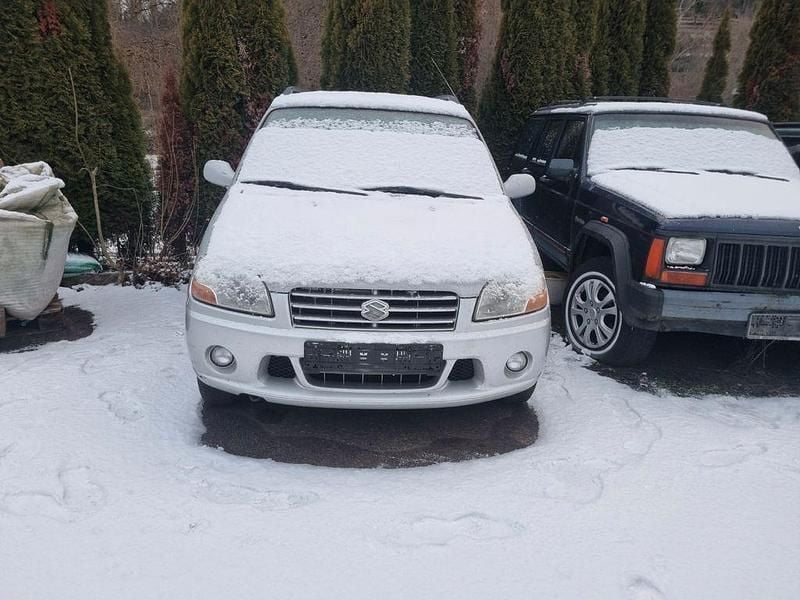 Silber Gebraucht 2003 Suzuki Ignis Comfort Limousine | 1.650 € (Guter Preis) - Bild 1/4