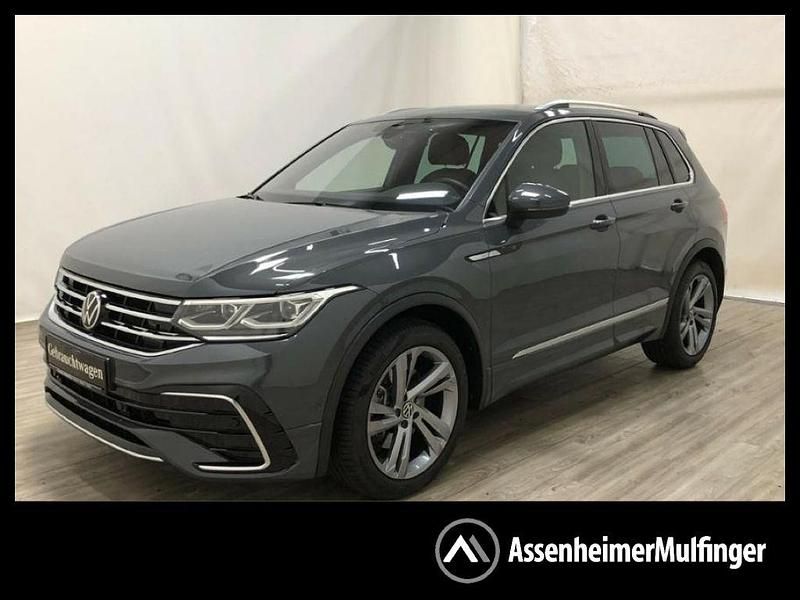 Gebraucht VW Tiguan R-line 190 PS (139 kW) 2023 Grau SUV