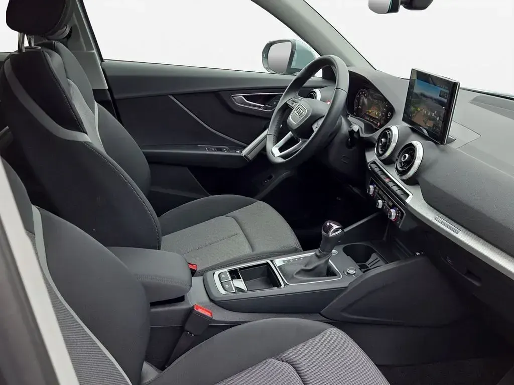 Gebraucht Audi Q2 Advanced 150 PS (110 kW) 2025 Pfeilgrau perleffekt SUV