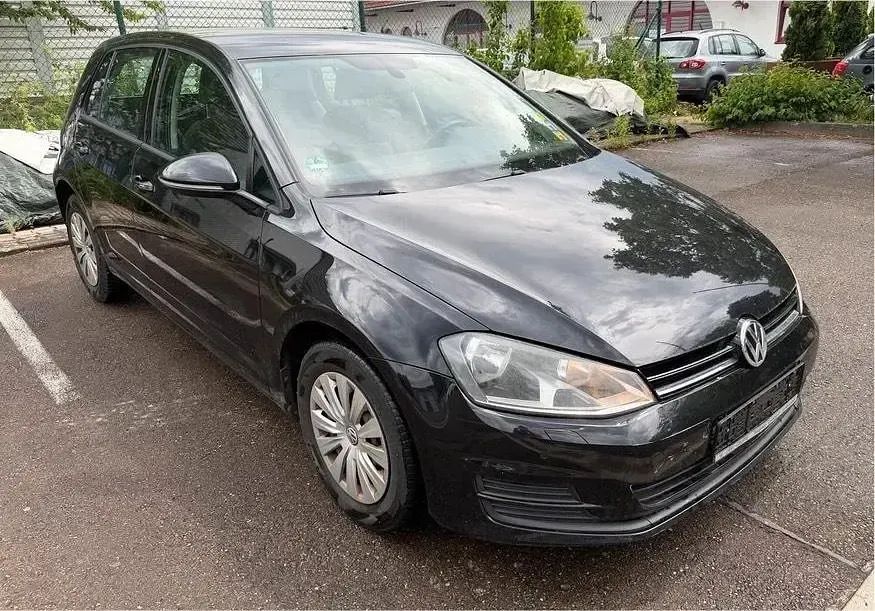 Gebraucht VW Golf VII 105 PS (77 kW) 2013 Schwarz Limousine