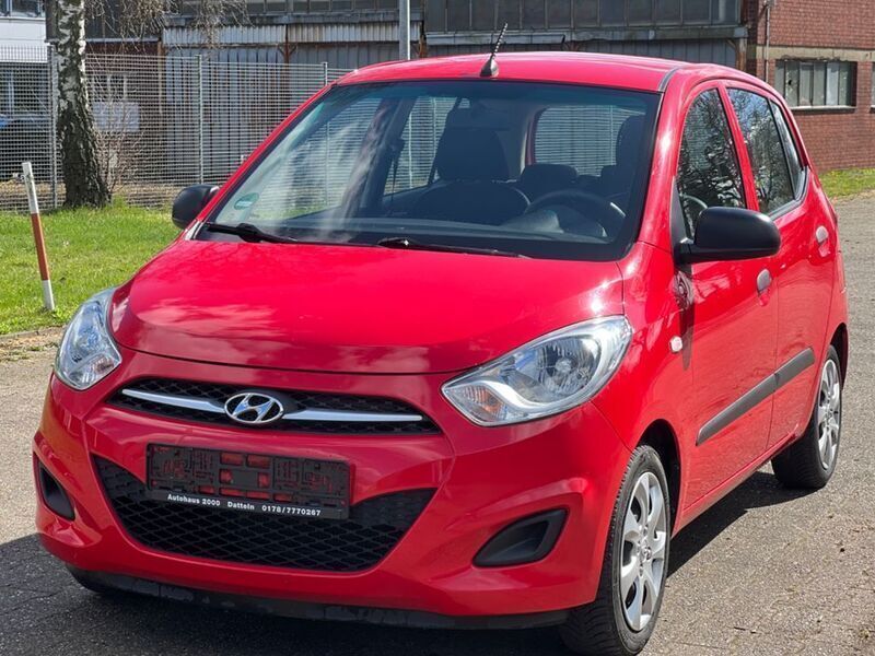 Rot Gebraucht 2011 Hyundai i10 Edition Kleinwagen | 3.999 € (Teuer) - Bild 1/4