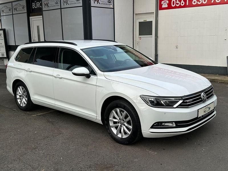Gebraucht VW Passat Comfortline 150 PS (110 kW) 2017 Weiß Kombi
