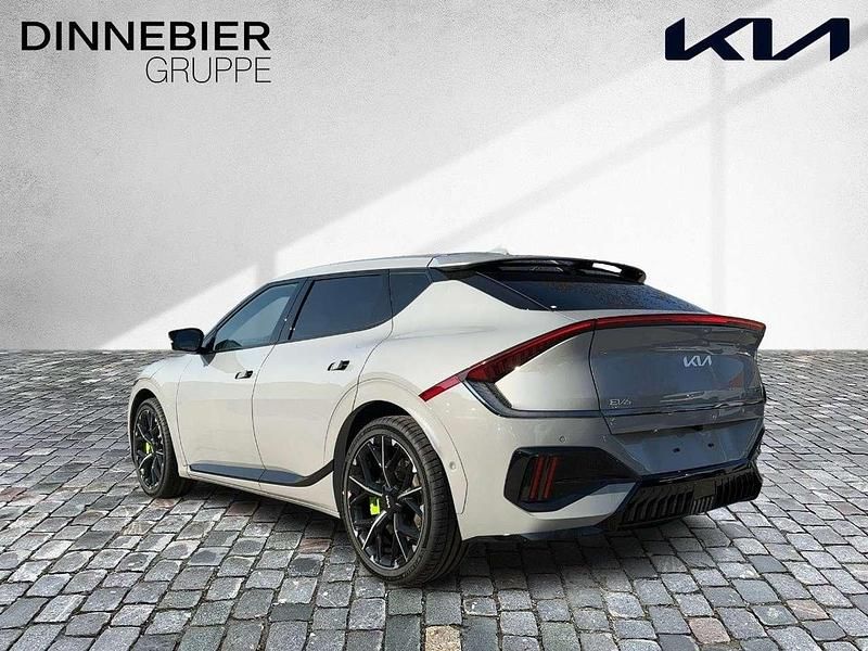 Neu Kia EV6 GT 447 kW (609 PS) 2026 Grau (metallic) SUV