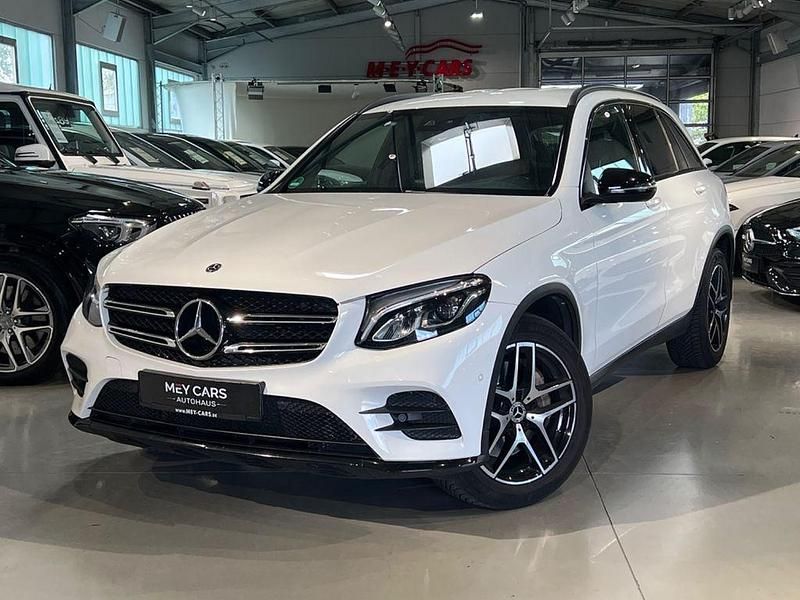 Polarweiss unilack Gebraucht 2019 Mercedes GLC250 AMG SUV | 23.480 € (Guter Preis) - Bild 1/4