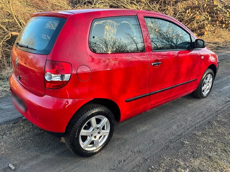 Second-hand VW Fox 58 CP (42 kW) 2007 Roșu Hatchback