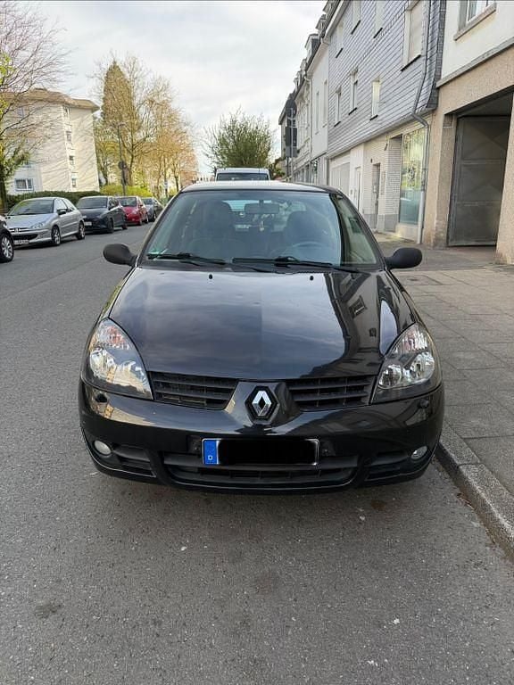 Gebraucht Renault Clio II 58 PS (42 kW) 2008 Schwarz Limousine
