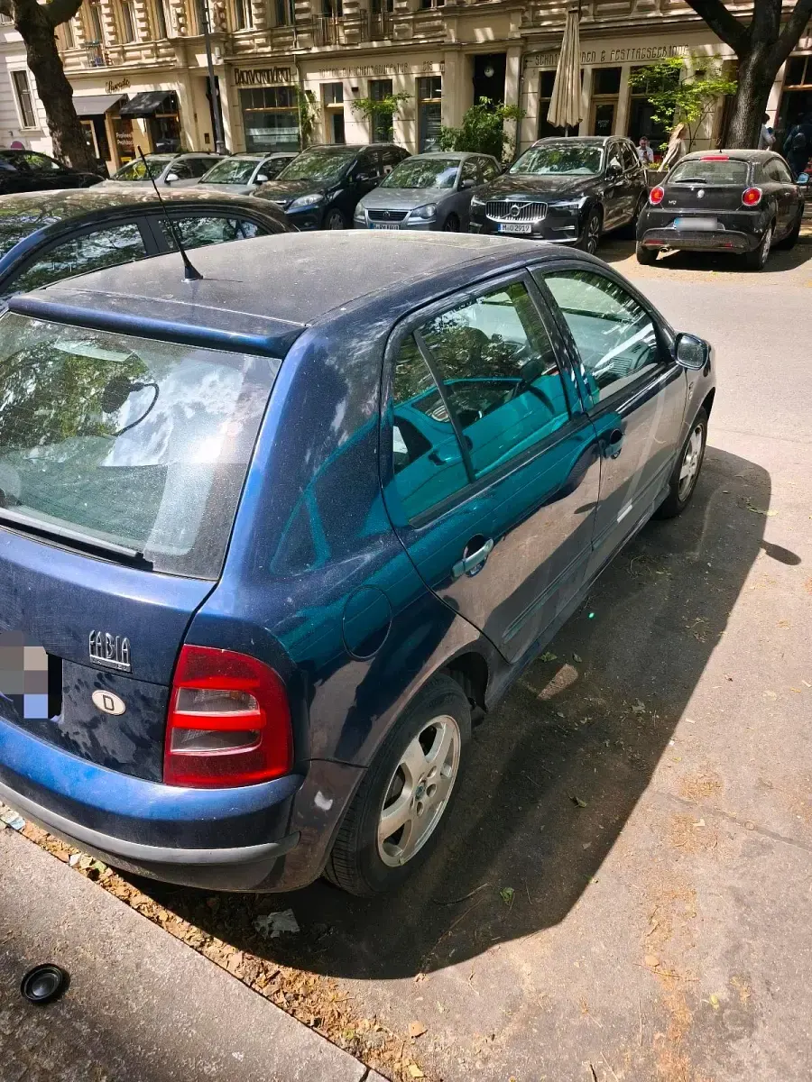 Second-hand Skoda Fabia Elegance 75 CP (55 kW) 2001 Albastru Hatchback