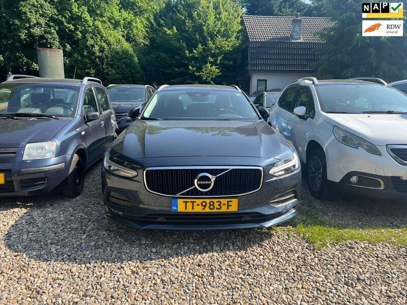Blau Gebraucht 2017 Volvo V90 R-Design Kombi | 12.950 € (Fairer Preis) - Bild 1/4