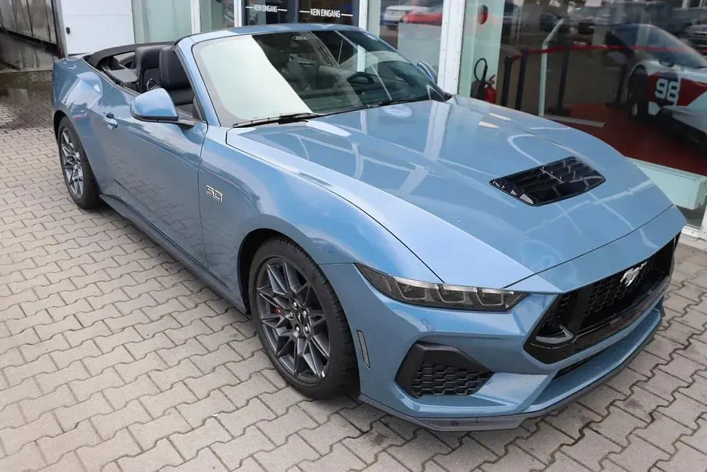 Neu Ford Mustang GT Convertible 446 PS (328 kW) 2026 Blau Cabrio